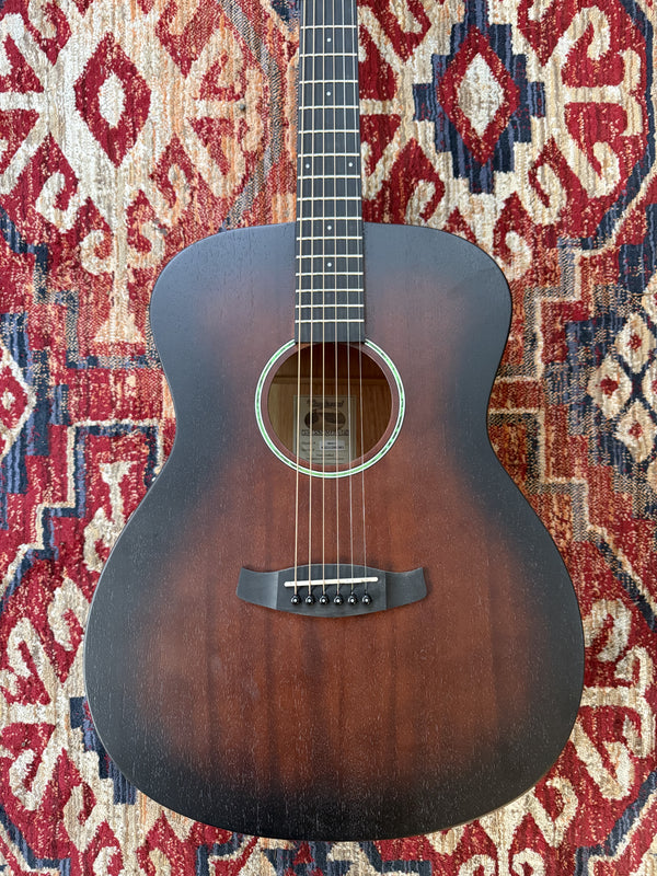 Tanglewood Crossroads TWCRO Orchestra Acoustic Guitar