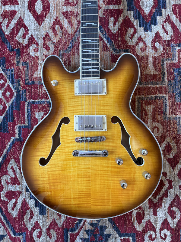 Tanglewood 'Chicago' Semi-Acoustic Guitar