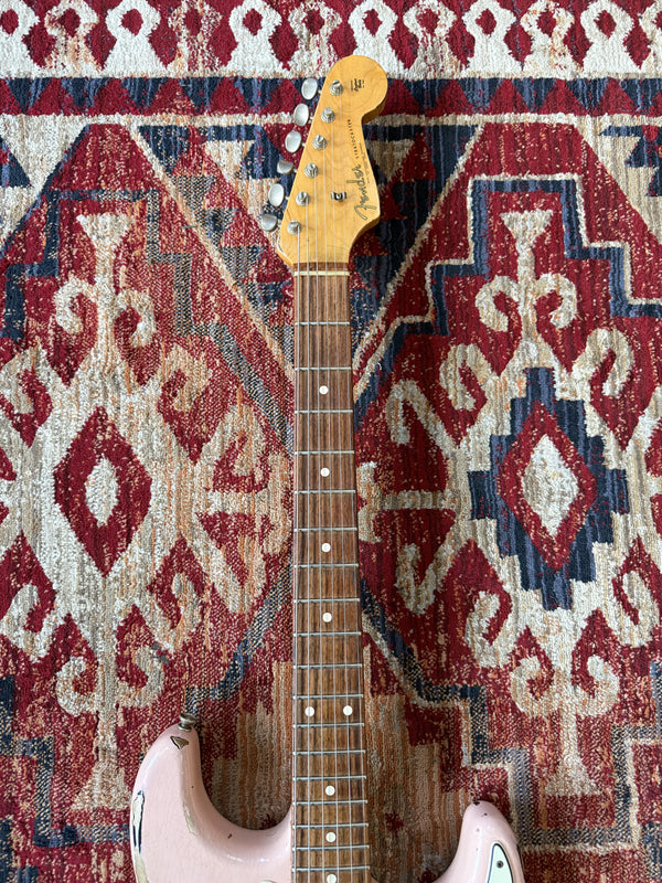 Pre-Loved Fender Custom Shop 1961 Strat Heavy Relic Shell Pink Over 3 Tone Sunburst RW Master Builder Designed by Dale Wilson #R102001