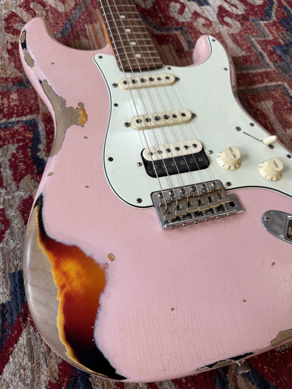 Pre-Loved Fender Custom Shop 1961 Strat Heavy Relic Shell Pink Over 3 Tone Sunburst RW Master Builder Designed by Dale Wilson #R102001