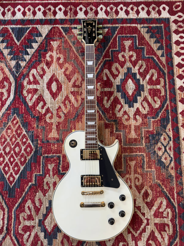 Pre-Loved Vintage V100AW - White