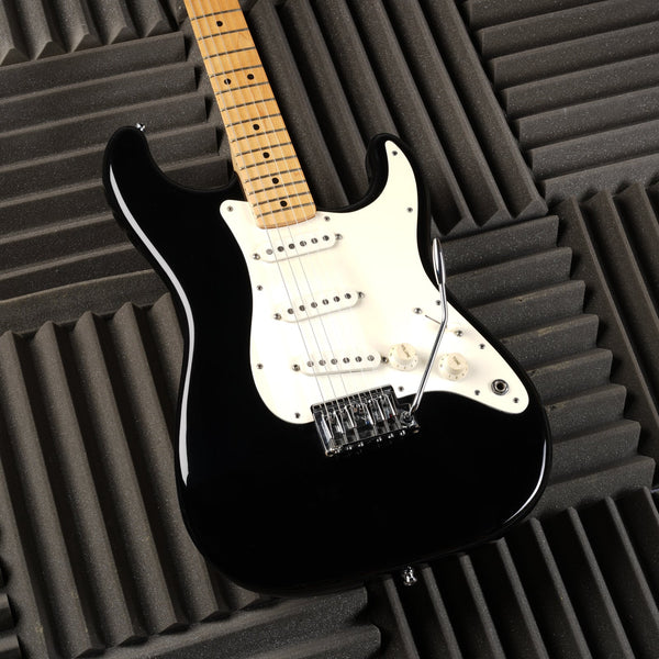 Fender Standard Stratocaster with Maple Fretboard 1983 - Black