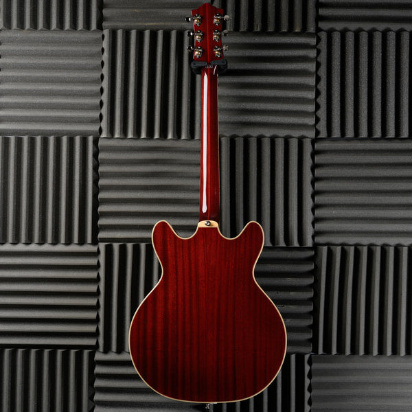 Guild Newark St. Collection Starfire IV 2022 - Cherry Red