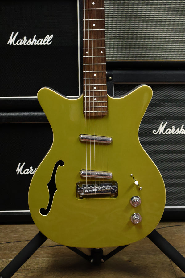 Danelectro Fifty Niner™ - Gold Top