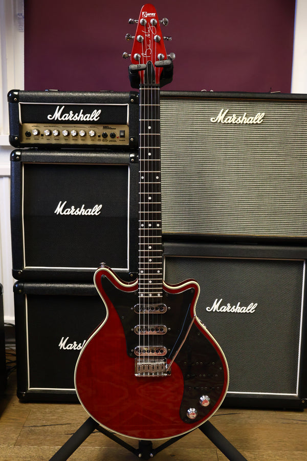 Brian May Signature Gear Bundle – Burns Red Special Guitar + Vox Brian May Amp + DigiTech Red Special Pedal