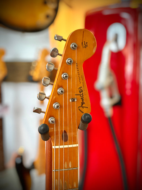 Pre-Loved Fender American Vintage '57 Stratocaster (1989) - Fiesta Red