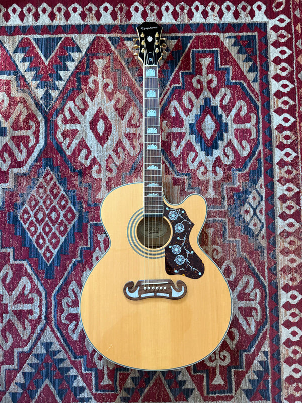 Pre-Loved Epiphone EJ200SCE/N - Electro Acoustic Vintage Natural