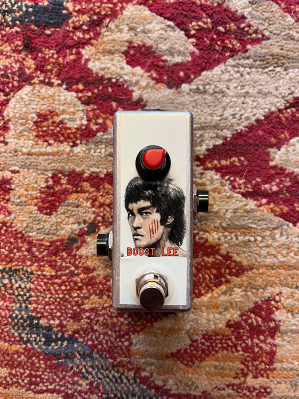 Celebrity Pedals Boost Lee