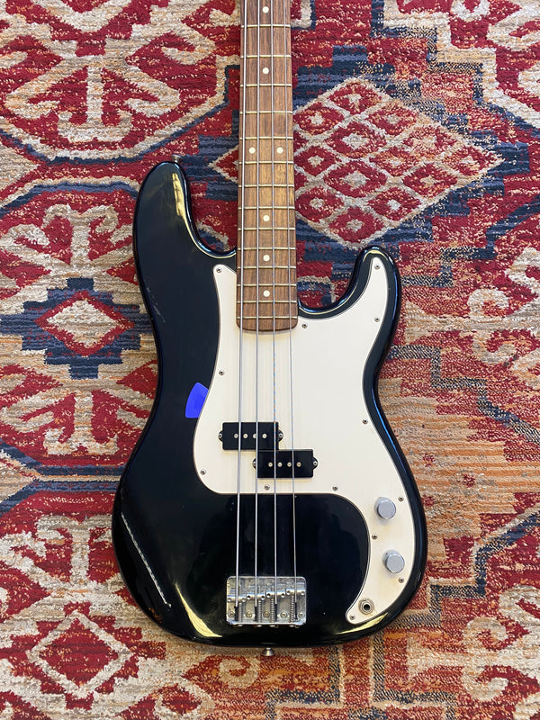 Pre-Loved Fender Precision Bass
