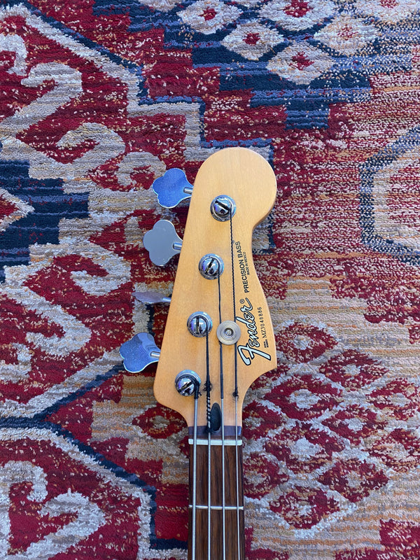 Pre-Loved Fender Precision Bass