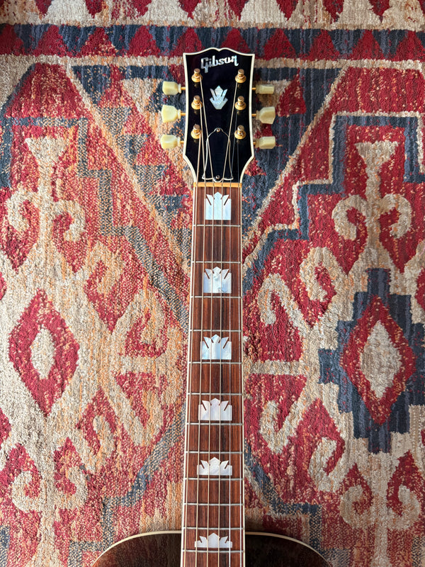 2008 Gibson L-200 Emmylou Harris Signature Mini Jumbo Acoustic Guitar Vintage Sunburst, Signed w/ Case
